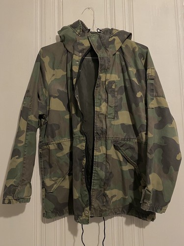 Men's H\u0026M Camo Field Jacket Size Small 