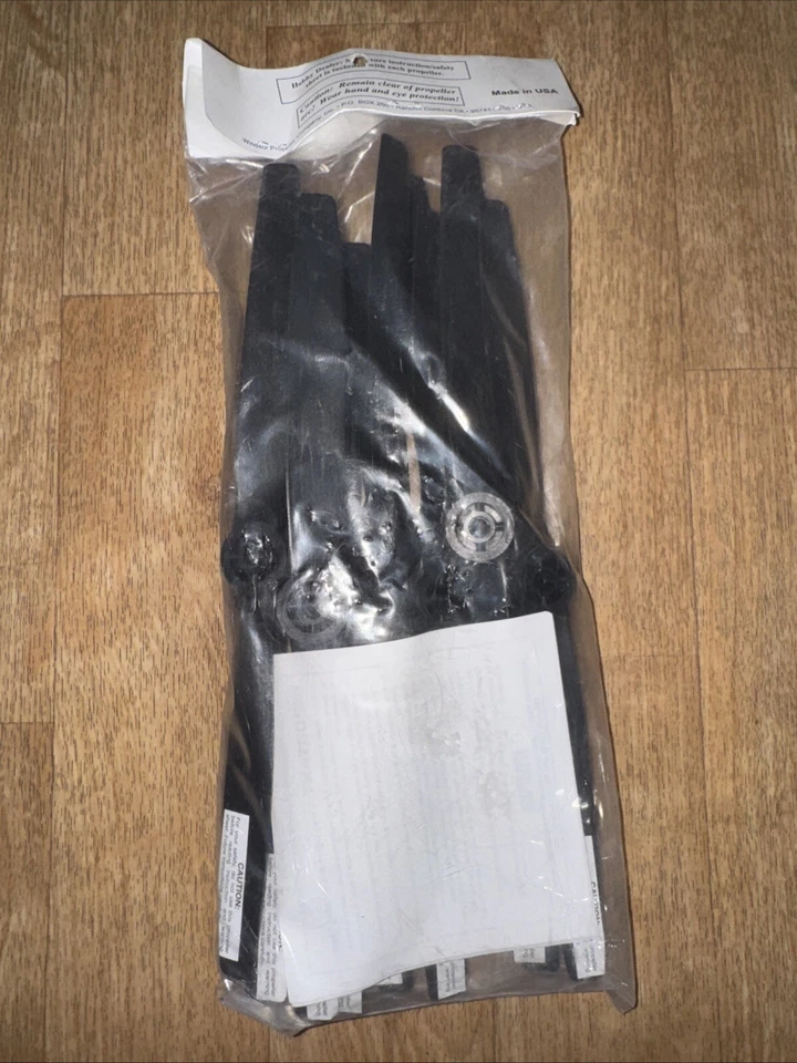 12  Master Airscrew G/F 3 Series 11" x 6"   28 X 15 CM   MA1160G3  Propeller New - Image 4 of 4