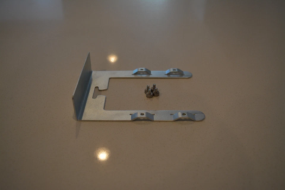 Apple Mac Pro Hard Drive Caddy Sled #3 + Screws A1186/2006/1,1/2007/2,1/2008/3,1 - Image 3 of 3