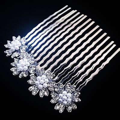 USA Hair Comb using Swarovski Crystal Vintage Bridal Wedding  display picture 1