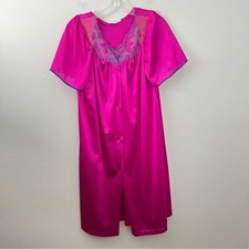 Vintage Vanity Fair Satin Nightgown and Robe Set Embroidered Design Size Medium