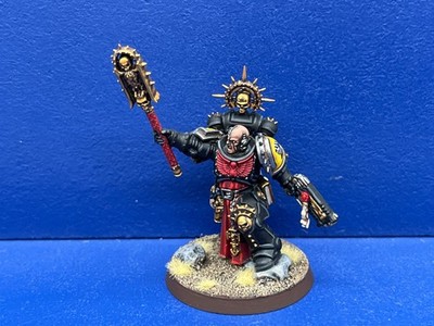 Indomitus Primaris Chaplain der Imperial Fists GUT BEMALT