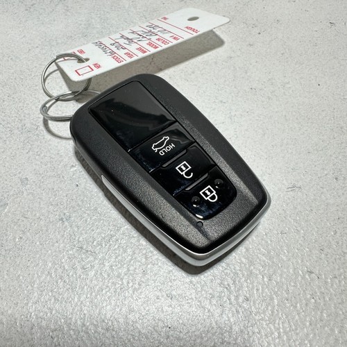 TOYOTA CAMRY SMART KEY KEYLESS REMOTE OEM 2018 - 2023 - Picture 4 of 13