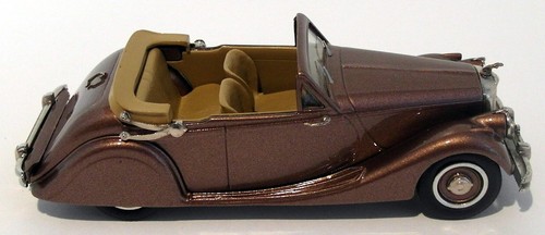 Western Models 1/43 Scale WMS41X - 1949 Jaguar Mk.V - Bronze - Picture 5 of 6