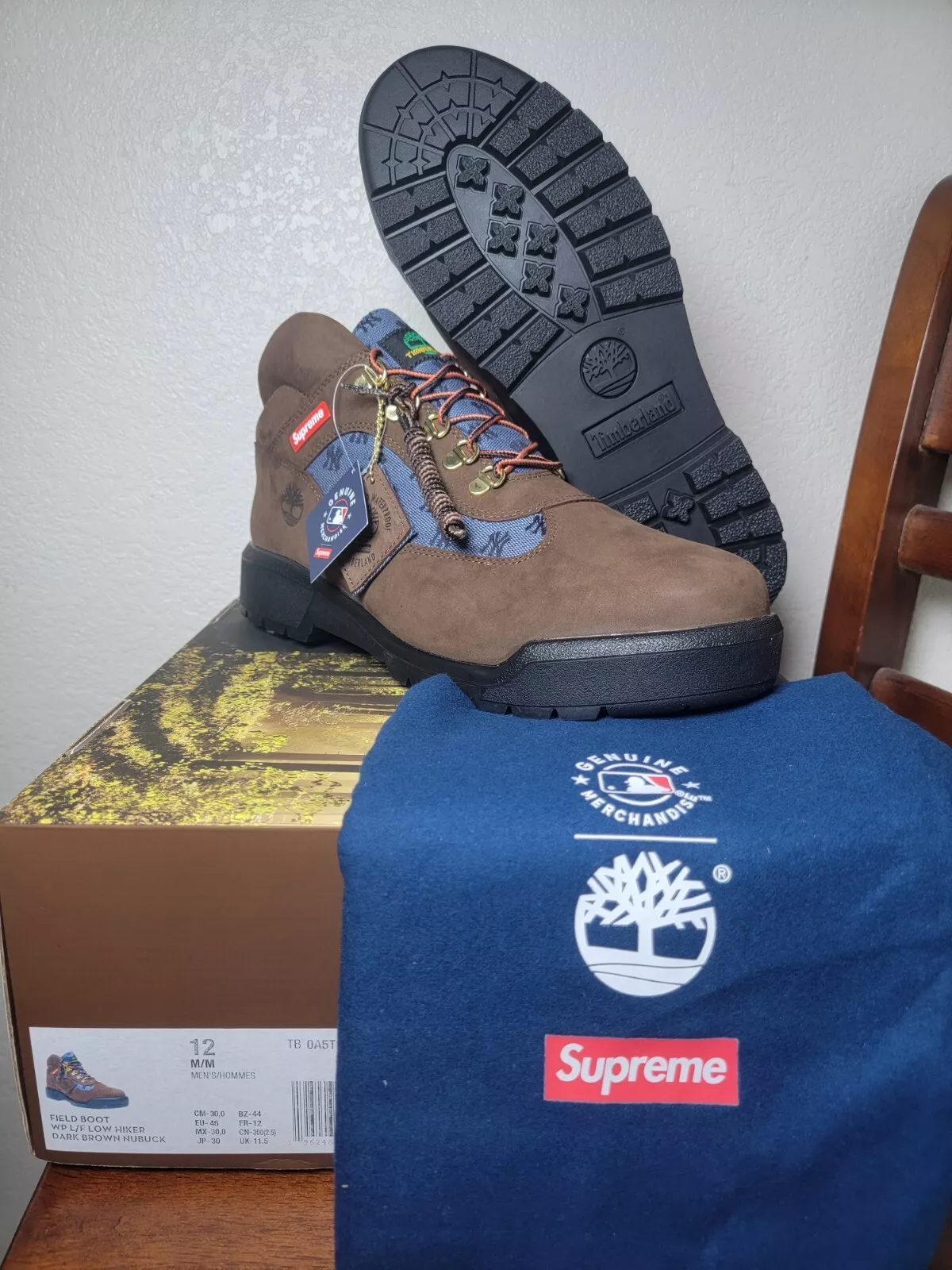 Bottes de campagne Supreme x NY Yankees x Timberland « marron » taille 12. TB 0A5T1U D33 ✅️
