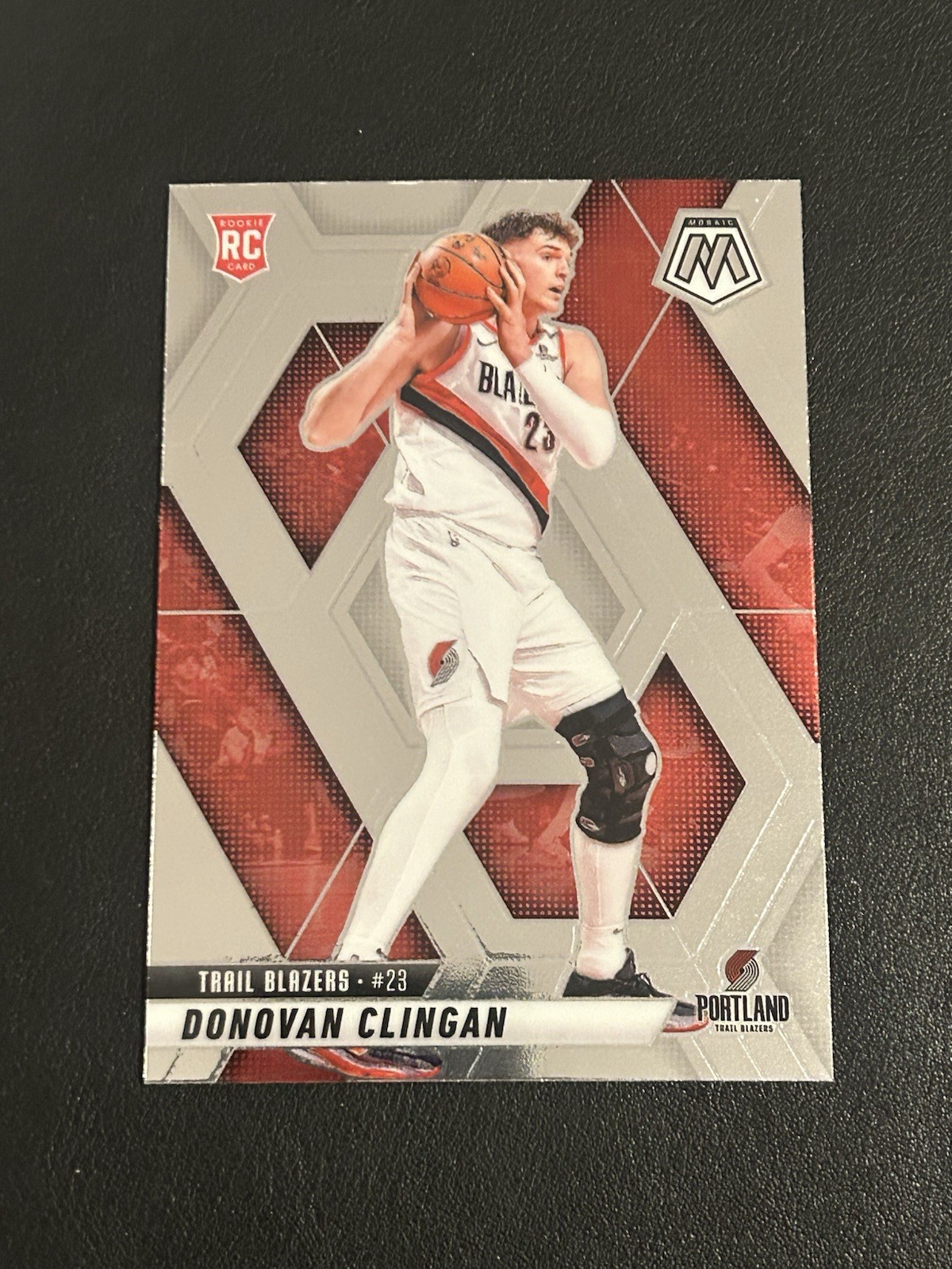 2024-25 Panini Mosaic - Rookies Donovan Clingan #246 (RC)