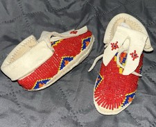 Lakota Sioux Plains Handmade Native American Infant Moccasins