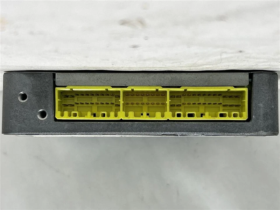 Módulo de control electrónico ECM del motor compatible con 92-93 MAZDA 929 3800452 Foto 3 de 4