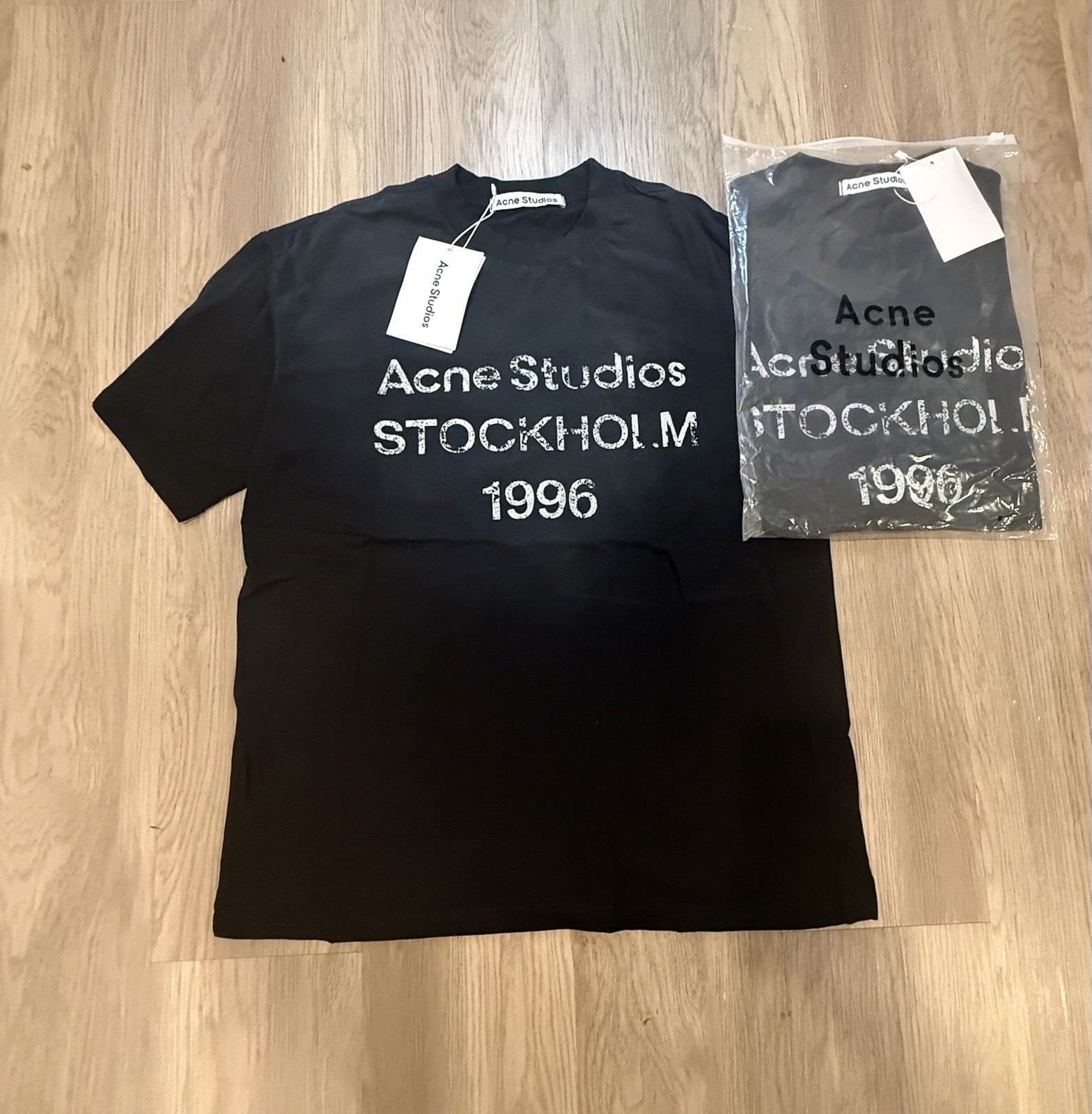 Acne Studios Black T Shirt (Size Large) Brand New With Tags And Bag