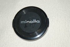 Minolta 57mm Przednia osłona obiektywu do obiektywów z mocowaniem MC/MD - używana / dobra (stare logo)