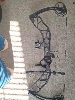 Elite option 6 RTH RH 65LBS 28.5IN DRAW TARGET AND THUMB RELEASE INCLUDED price