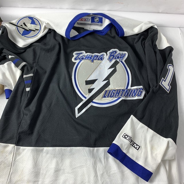 Tampa Bay Lightning NHL hockey jersey CCM men's XL white & blue Very