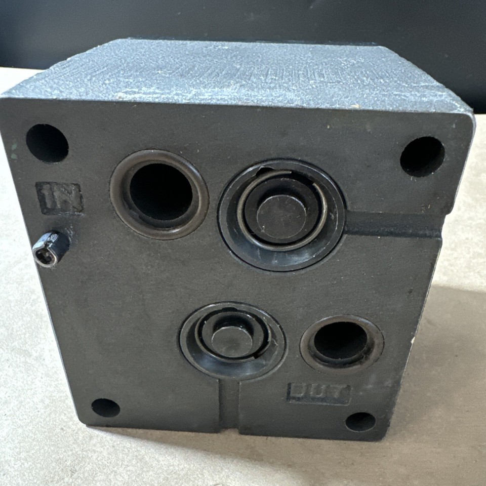 Denison Hydraulics Variable Flow Valve 2F1C0201B50 Warranty Fast