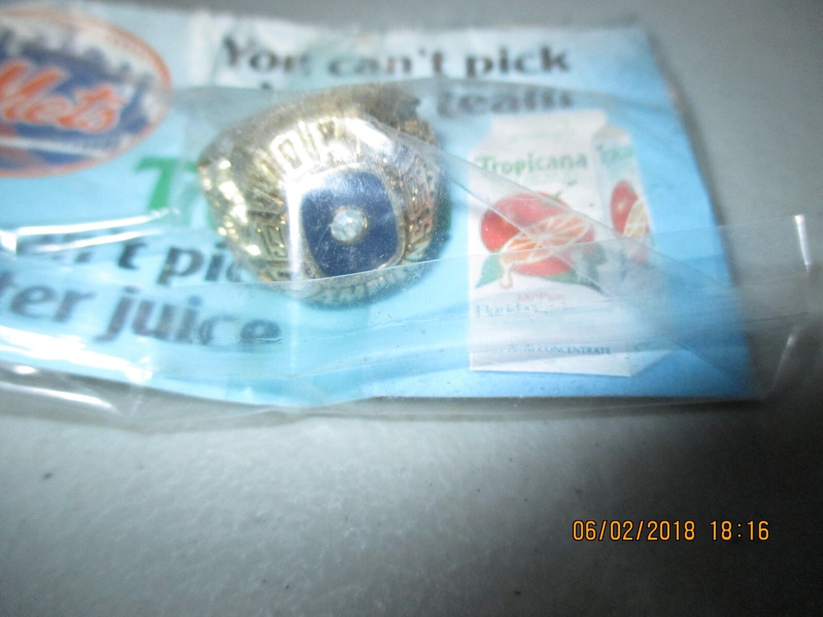 NEW YORK METS 1986 REPLICA WORLD SERIES CHAMPIONS RING TROPICANA