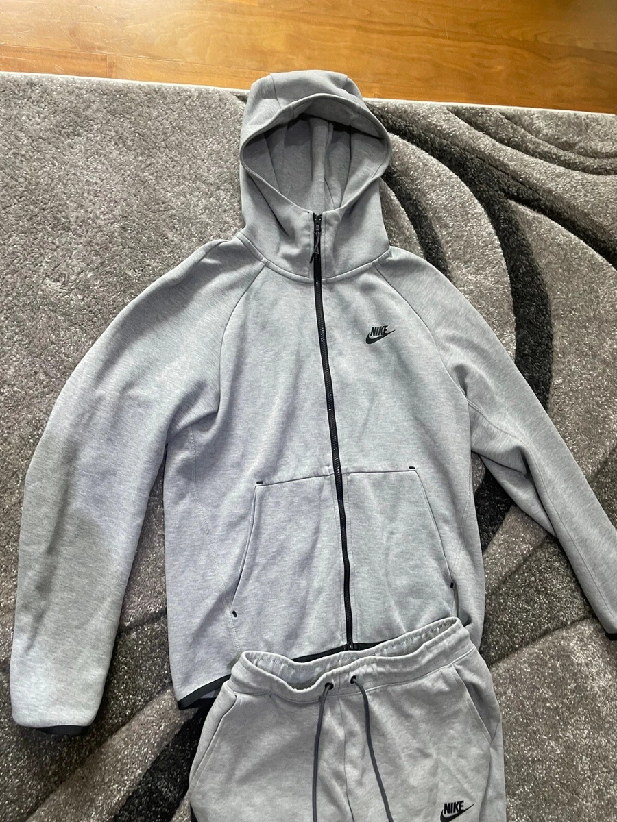 mens nike tech fleece size small old Season eBay