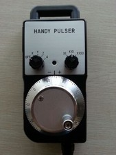 1PC replaces HP-V0025-2H-PL0-300-00 Mitsubishi CNC matching handwheel