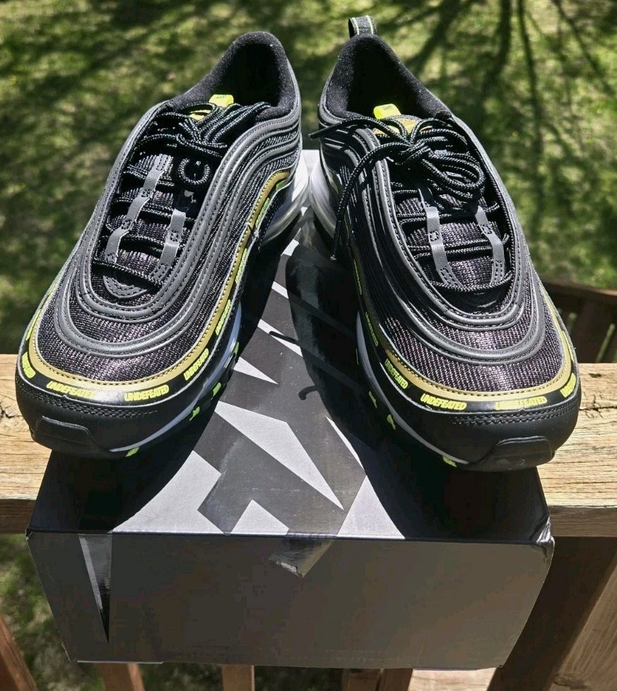 Nike Airmax 97 Undefeated Black Volt Sneakers DC4830001 Sz 10 In Box Size 10 - Undefeated x Nike Air Max 97 Black Volt for sale  main image 3