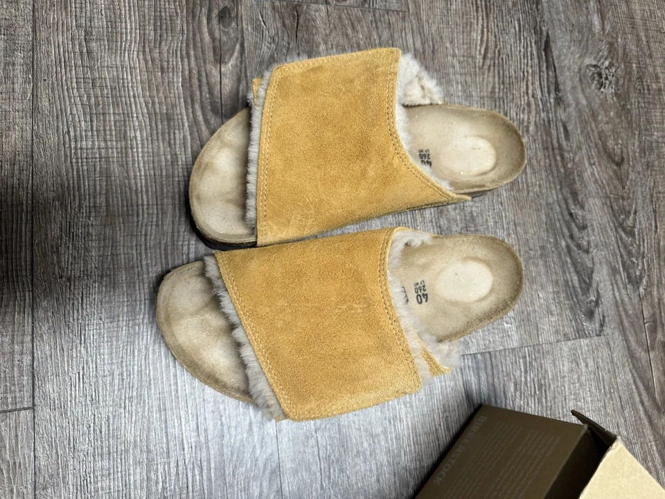 Toboganes de piel de oveja Stussy Birkenstock Solana - Caramelo - Talla 40 EU - US 9 L 7 M Foto 2 de 4