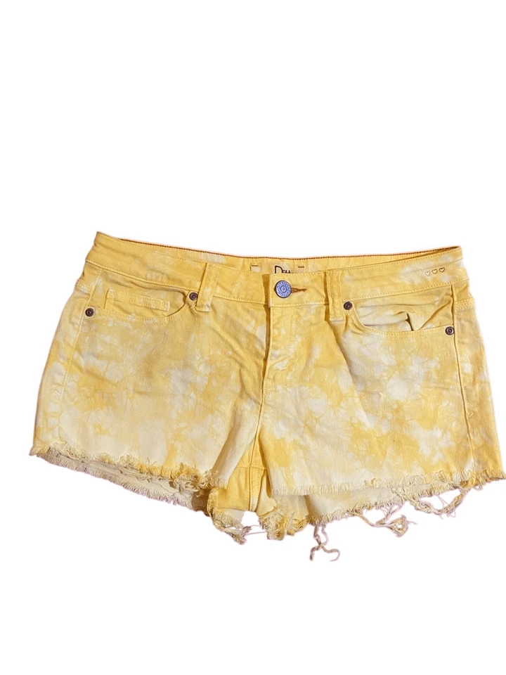 Pantalones cortos de mezclilla Dittos amarillos tie dye para mujer talla 30 Foto 2 de 4