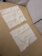 VTG White hankercheifs with tassles unbranded x2