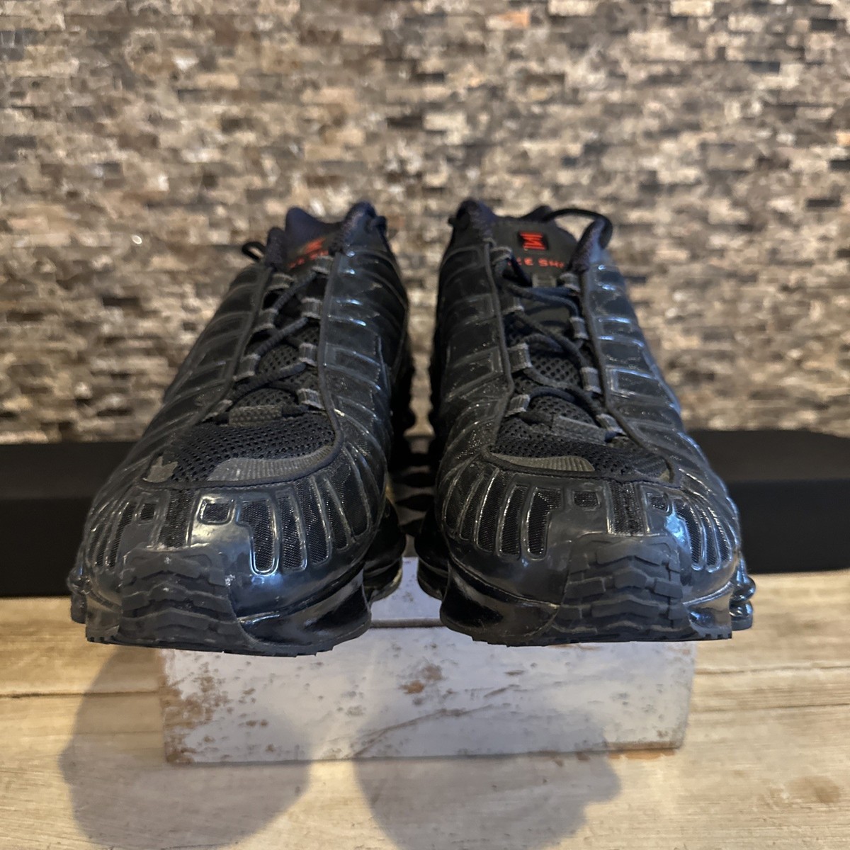 靴 Nike Shox TL \"Black/llic Hematite s-l400.png