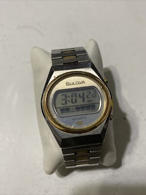 Vintage Bulova N7 LCD Two Tone Digital Quartz Watch new battery