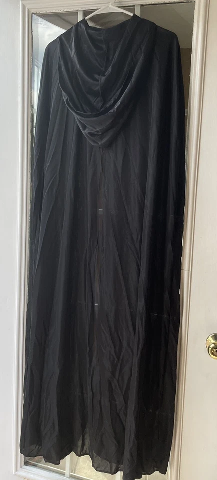 Capa con Capucha Negra para Adultos 48" ~ CAPA DISFRAZ DE MAGO VAMPIRO SUPERHÉROE de Halloween Foto 2 de 2