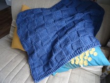 baby blanket easy knitting pattern chunky or mega chunky squares