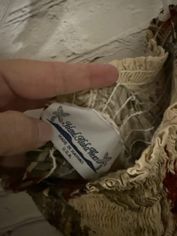 Top Floral Island Aloha Weer Hecho en Hawaii 100% Rayón Junior Talla XL Foto 2 de 4