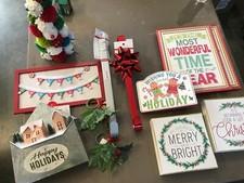 Christmas Decor - Signs, Signs, Signs
