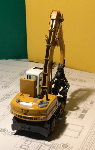 NZG Liebherr Bagger in Maßstab 1:50. - Bild 4 von 4