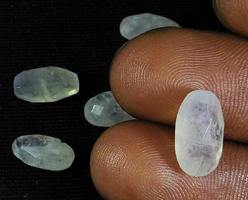Pierre De Lune Arc-en-ciel Naturelle De Madagascar - Coupe Poire Facettée, 2,90 Ct (11x7x5 Mm)