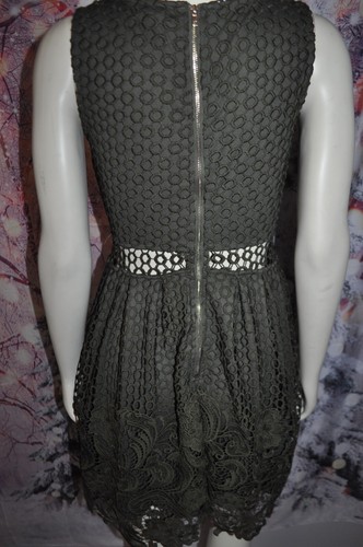 Romeo & Juliet Couture Sleeveless Green Crochet Lace Dress Womens Size Medium - Picture 8 of 15