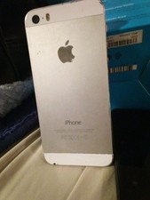 Apple iPhone 5 - 16 GB - White  Silver Unlocked 