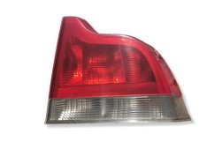 Volvo S60 2002 Hinten rechts Rückleuchte Heckleuchte 8664080 BIN26188