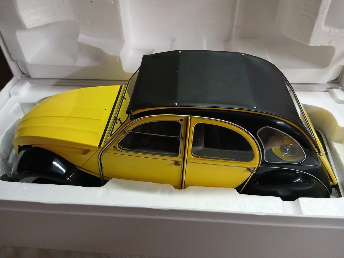 Voiture miniature 1/43 Dacia Sandero Stepway de 2021 - Collection