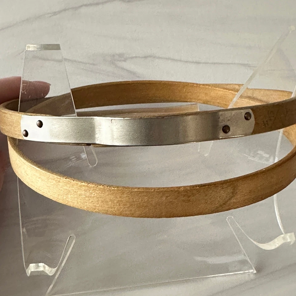 Princess Embroidery Hoop The Gibbs Mfg. Co. Vtg 5" Non-Felt Wooden Bow Spring - Image 4 of 4