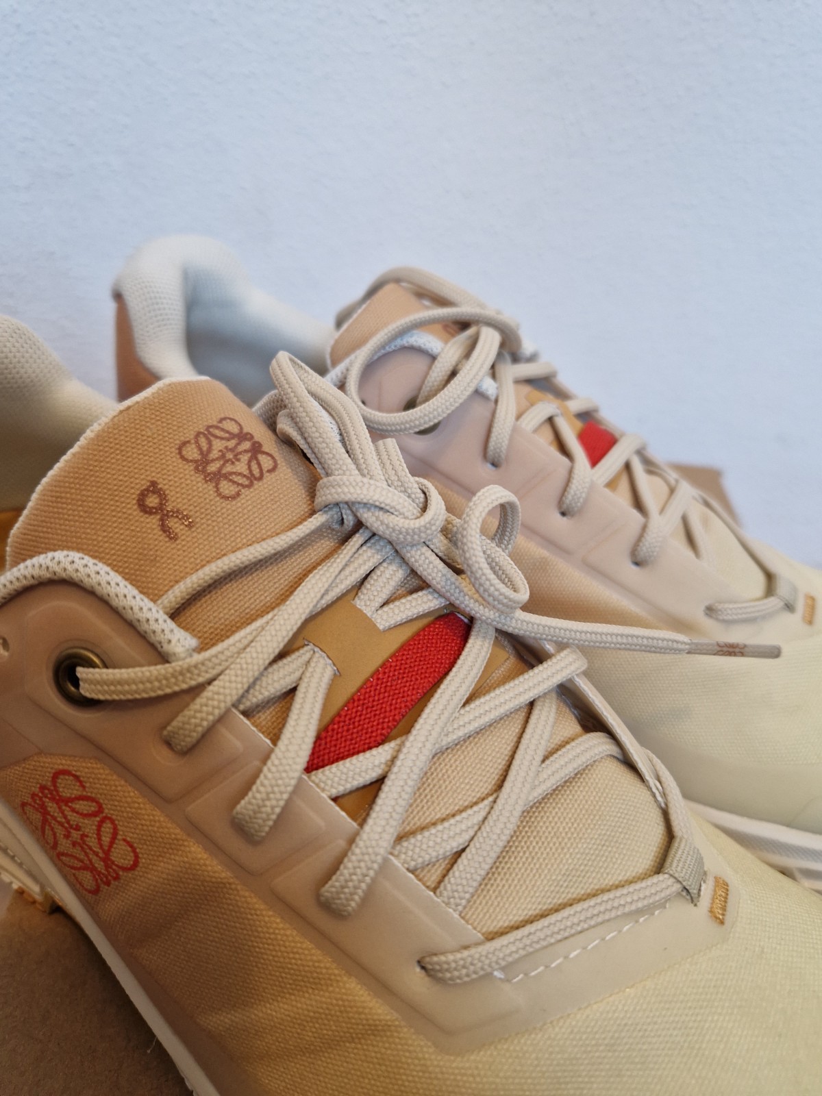 Size 8 - On Cloudventure x LOEWE Gradient Orange image 7