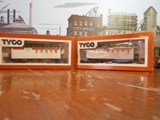 HO Scale Trains Two TYCO 524B:400 Santa Fe 1890 Combine Cars Great Shape OB