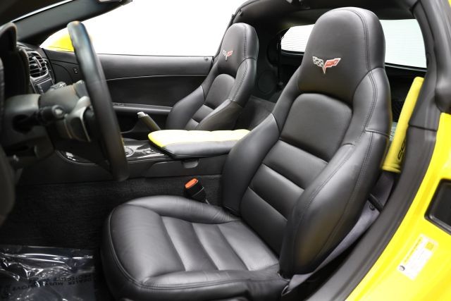 2010 Yellow Chevrolet Corvette   | C6 Corvette Photo 3