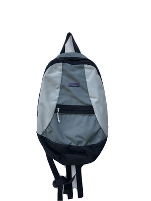 how big is a regular kanken backpack