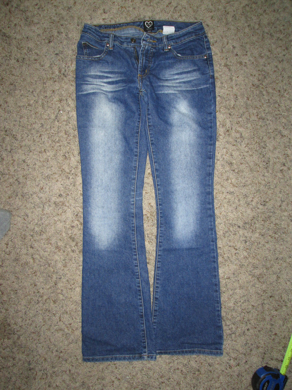 XOXO Size 3/4 Blue Jeans Girls Juniors Misses flare 29" Inseam