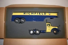 Smith Miller L Mack Richfield Tanker R232/300 Stock #1190