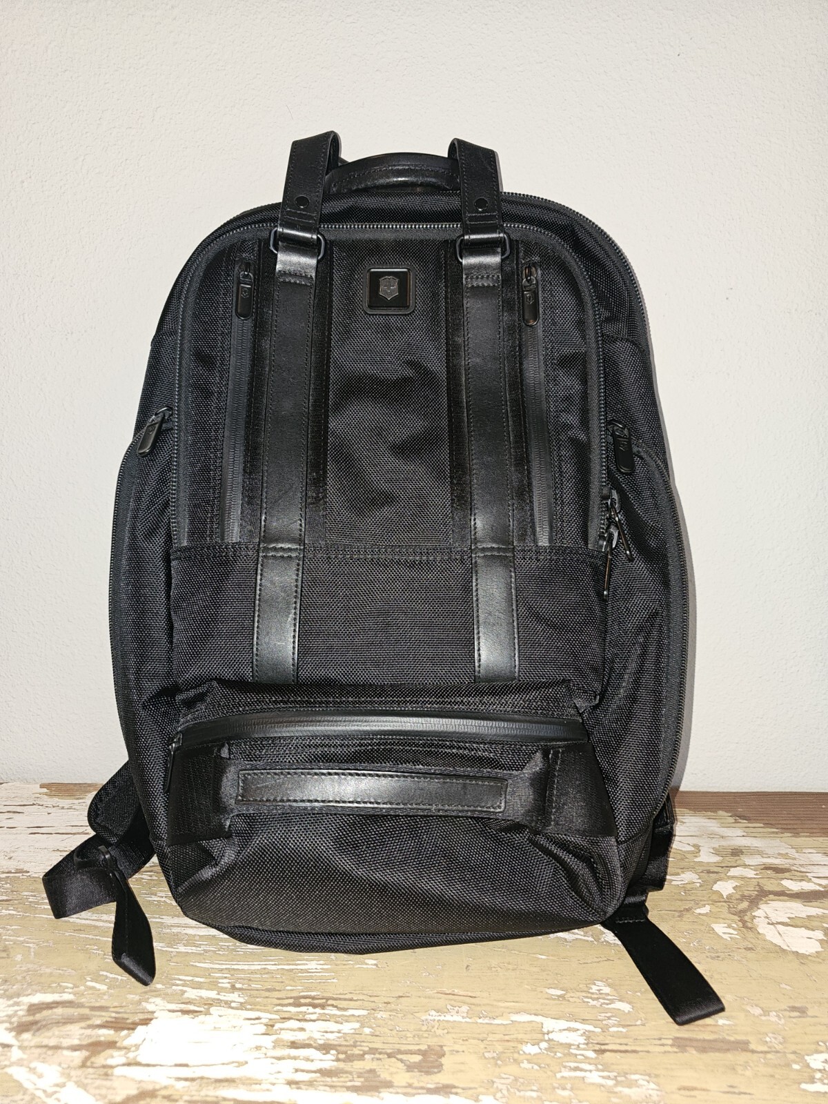 Nearly New Victorinox Lexicon Pro Bellevue 17 Laptop Business Backpack