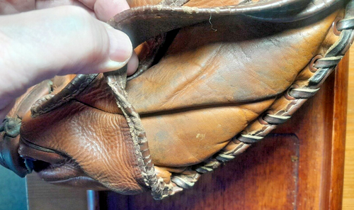 *Guante de jarra de tres dedos zurdo G135 Goldsmith MacGregor años 50 de colección - Imagen 4 de 8