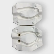 Byron Molds | B104c | 1974 | Arms | Slip Cast | Vintage