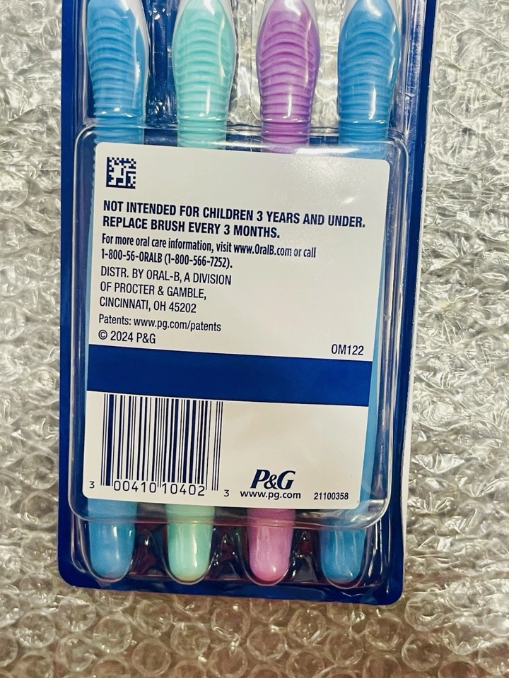 Oral-B Advantage Vivid Cepillos de dientes blanqueadores de doble acción Cepillo de dientes suave Pa... Foto 2 de 3