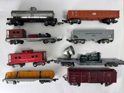 Lot (8) 1950/60's Vintage AMERICAN FLYER S Gauge Collectible Model Train Cars
