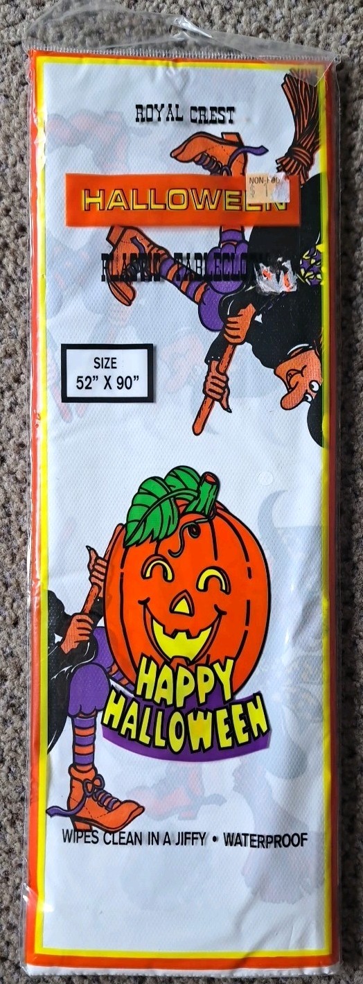 Flying Witches Pumpkins 52&rdquo;x90&rdquo; Nos Royal Crest