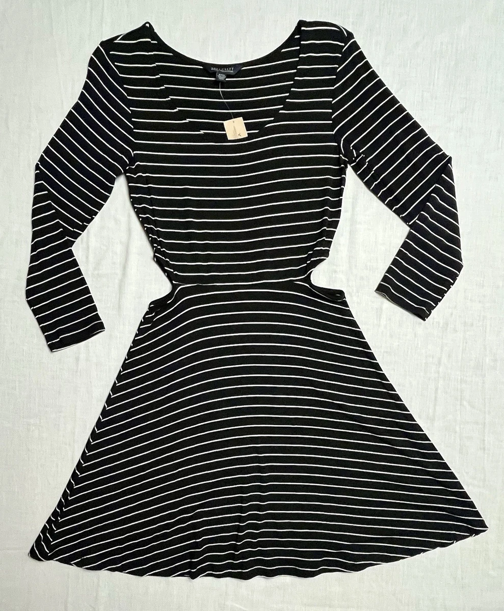 American Eagle Outfitters Retro Dresses for Women for sale | eBay American Eagle Outfitters Retro Dresses for Women for sale | eBay